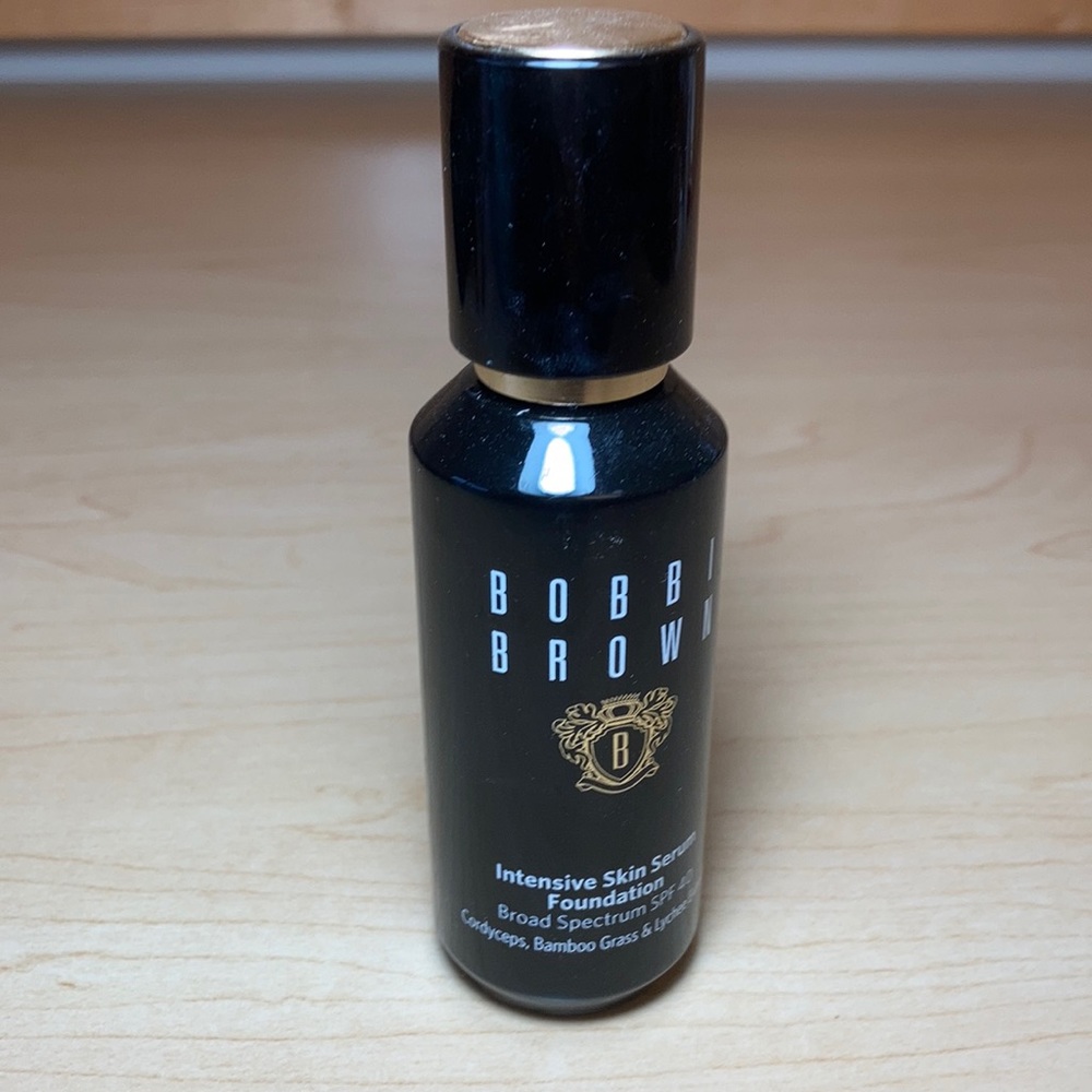 BOBBI BROWN Intense Skin Serum Foundation Warm Ivory
